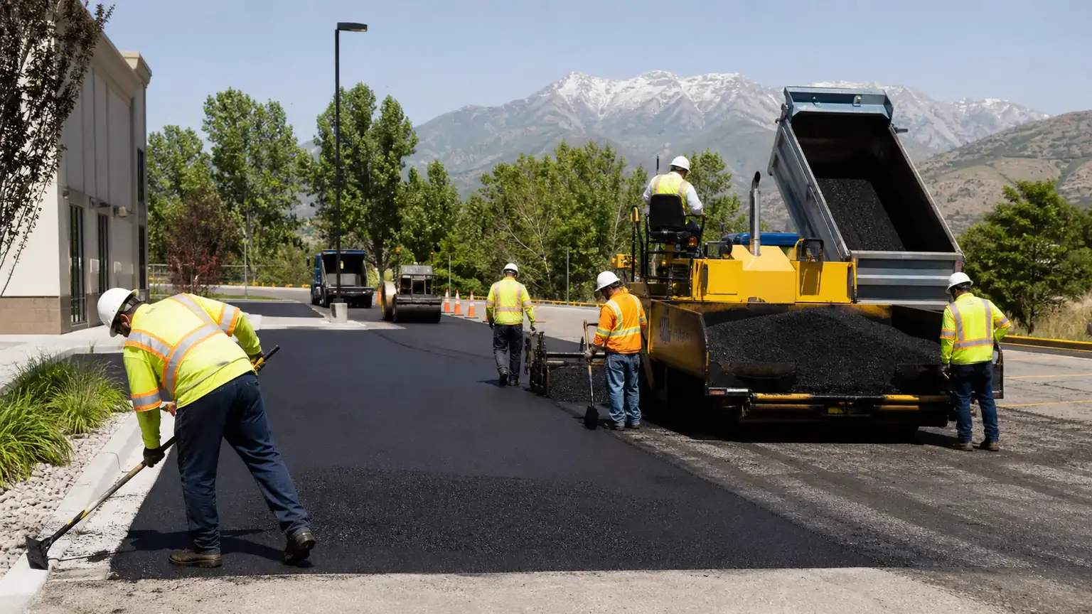 Parking Lot Paving crew working in a controlled Santaquin, Utah pavement area